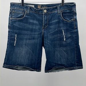 Kut From The Kloth Catherine Distressed Boyfriend Short - Size 14